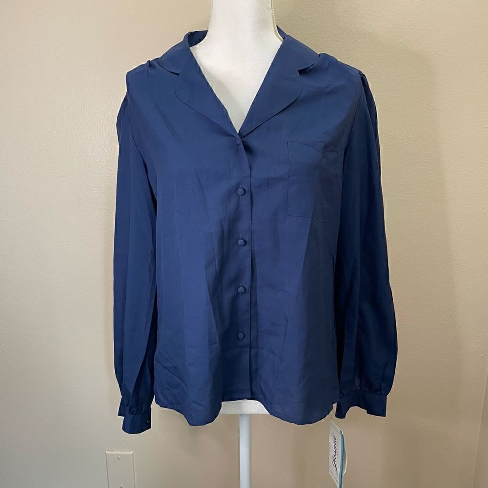 New! Jasara| Large| Career wear| Silk a like| Y2K